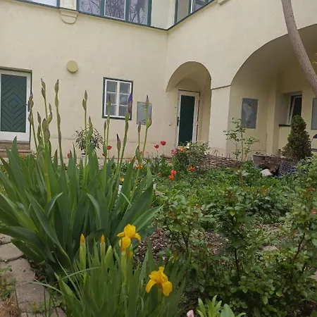Apartment Heritage Courtyard